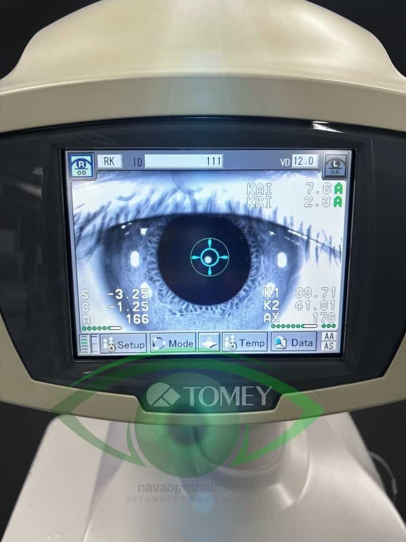 Tomey RT 7000 Autorefraktometer Keratometer Topograph