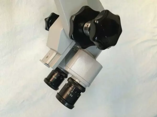 Zeiss OPMI 1 FC OOGHEILKUNDIGE MICROSCOOP met S21 Vloerstandaard
