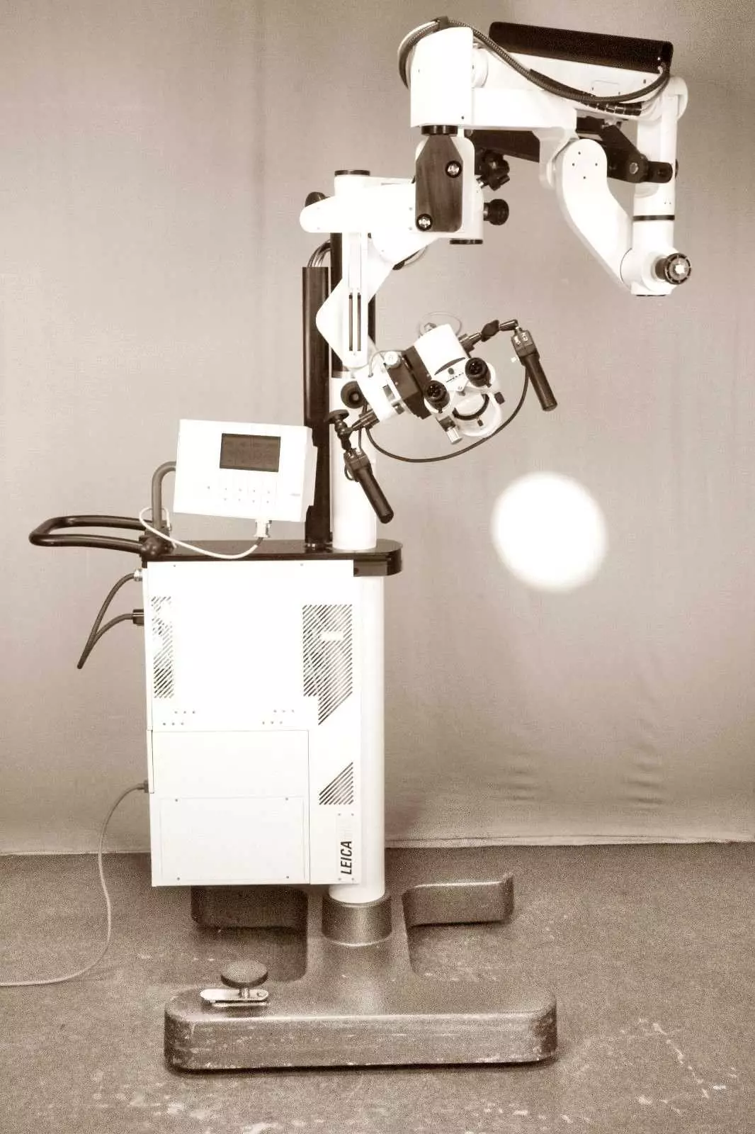 LEICA M500N Surgical Microscope