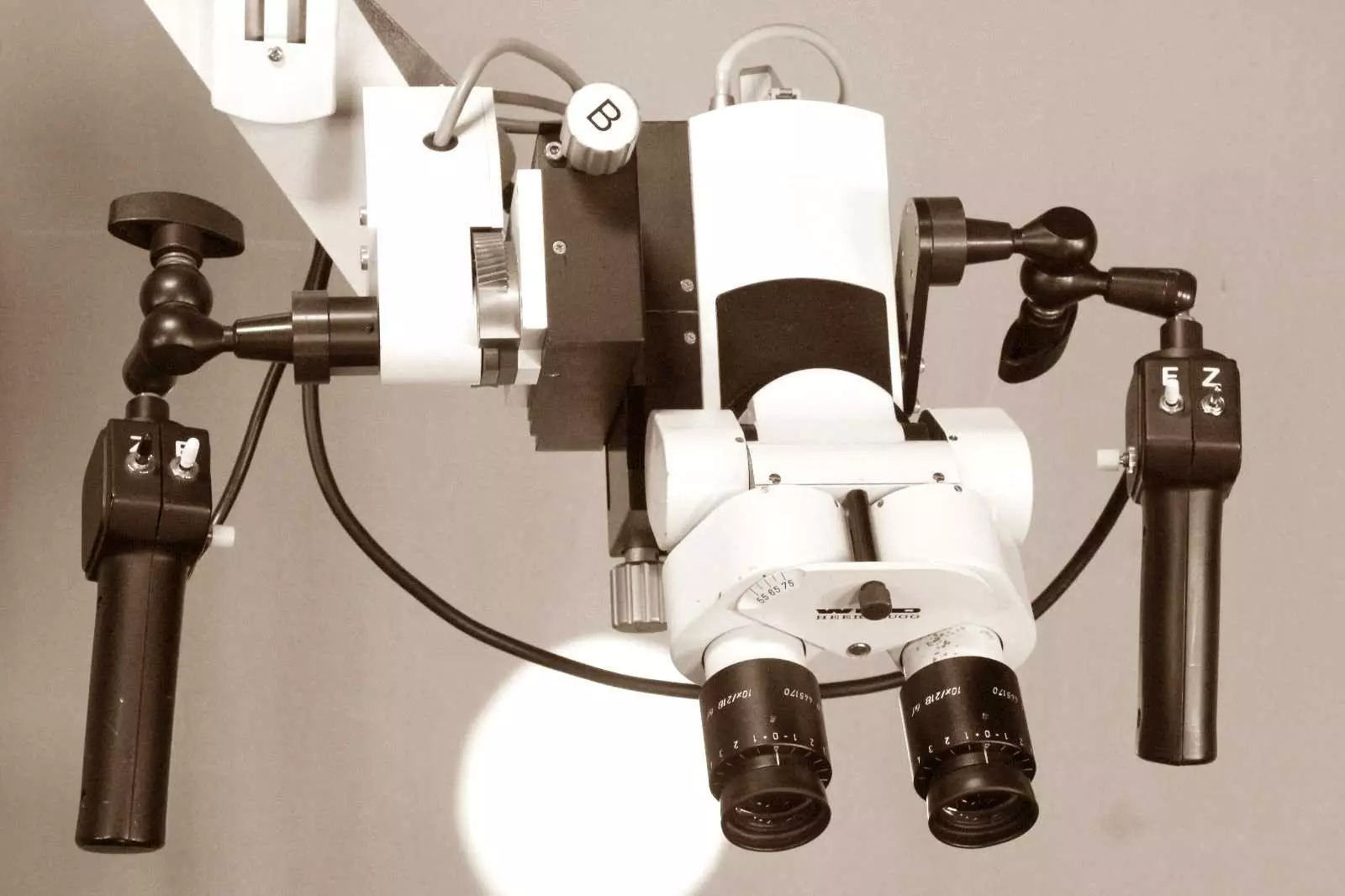 LEICA M500N Surgical Microscope