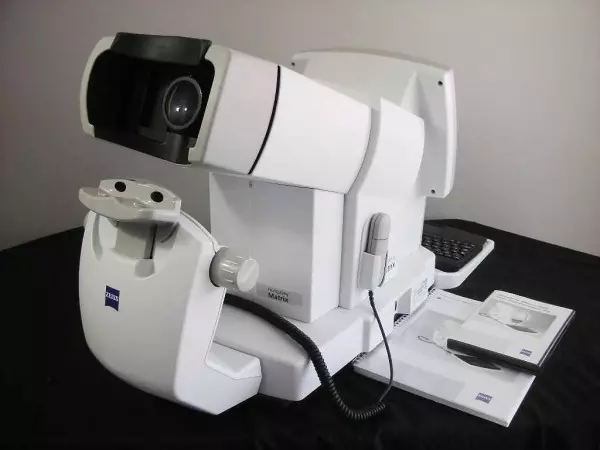 Carl Zeiss Humphrey Matrix 800 Visual Field Analyzer