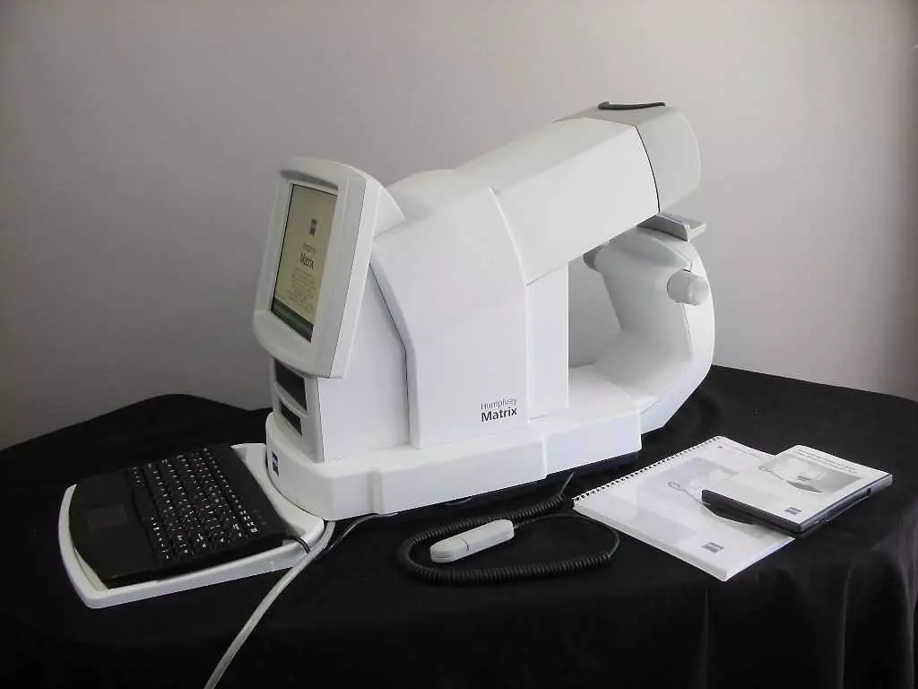 Carl Zeiss Humphrey Matrix 800 Visual Field Analyzer