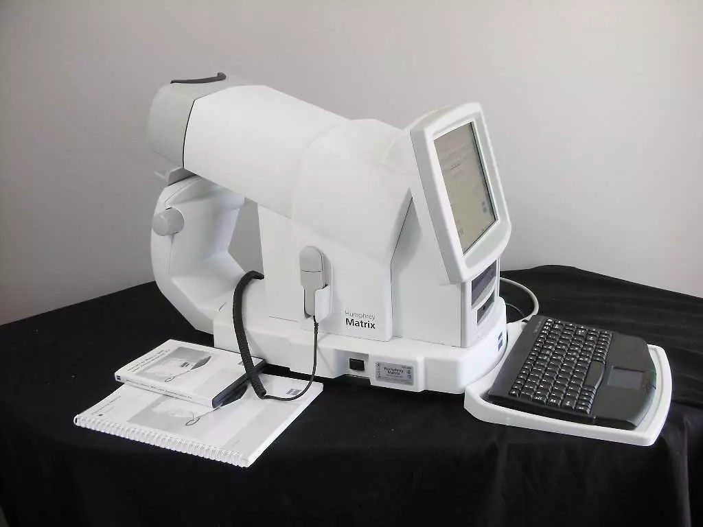 Carl Zeiss Humphrey Matrix 800 Visual Field Analyzer
