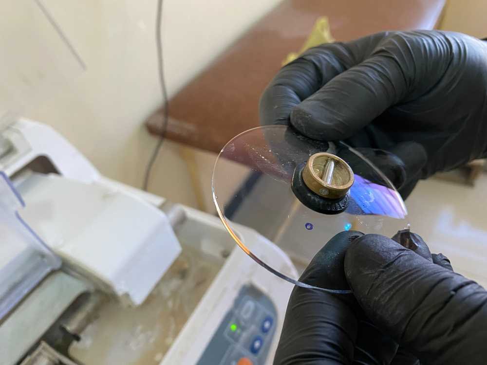 Benefits-of-a-lens-Edger